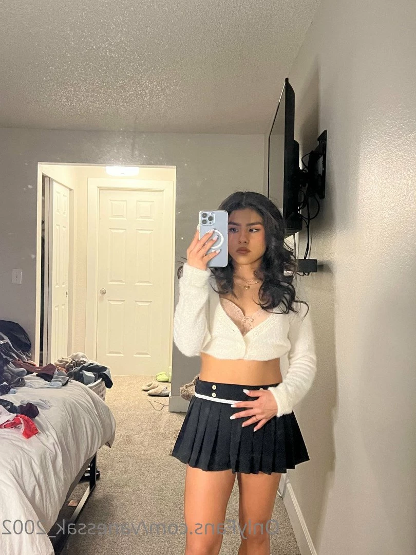 444vanessa [ vanessak_2002 ] Onlyfans leaked photo 1850919 on Hotleaks.tv