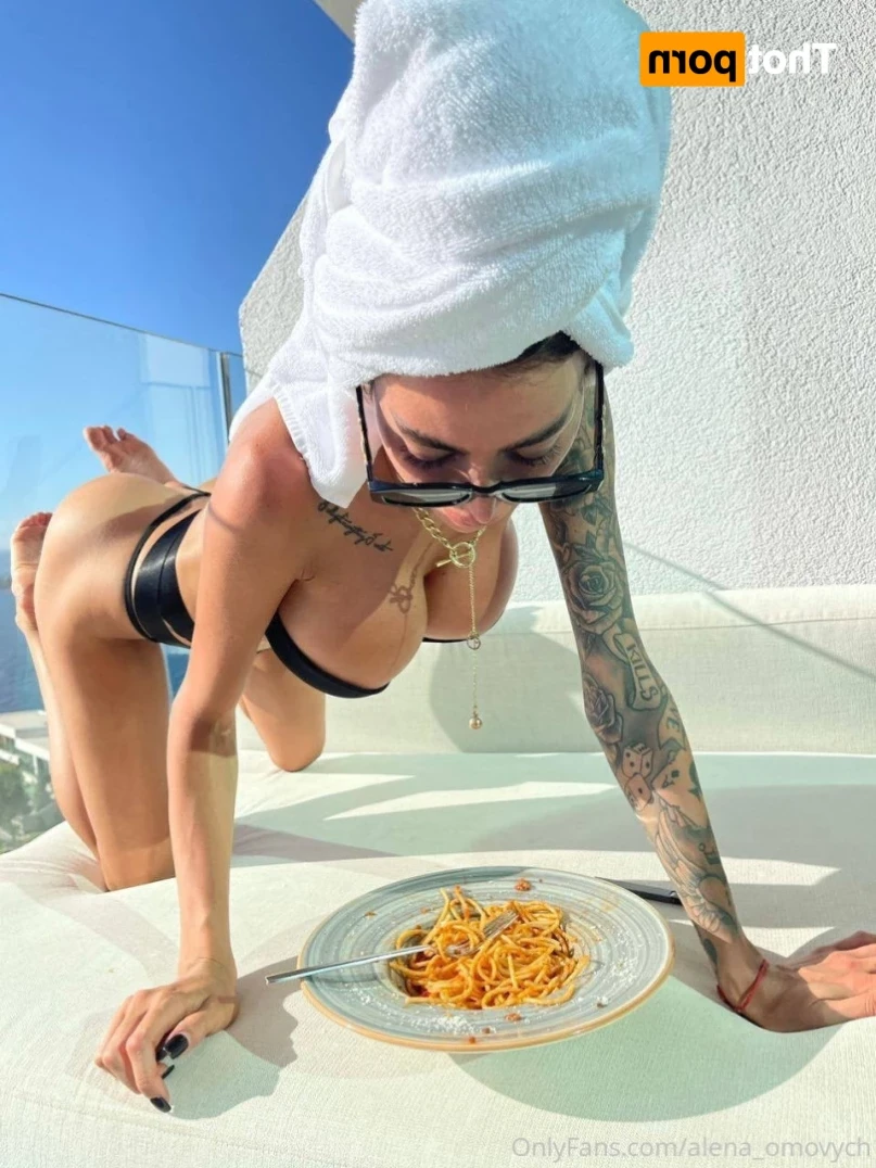 💣 𝘼𝙡𝙚𝙣𝙖 💣 𝙩𝙖𝙩𝙩𝙤𝙤𝙚𝙙 𝙢𝙤𝙙𝙚𝙡  😈 [ alena_omovych ] Onlyfans leaked photo 11497052 on Hotleaks.tv