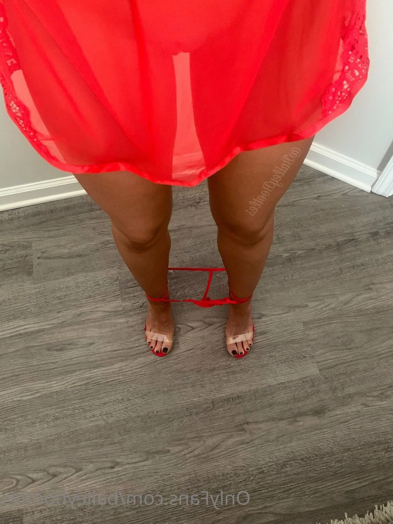 《𝐁𝐚𝐢𝐥𝐞𝐲 𝐁𝐨𝐨𝐭𝐥𝐞𝐬》 [ baileybootles ] Onlyfans leaked photo 1948919 on Hotleaks.tv