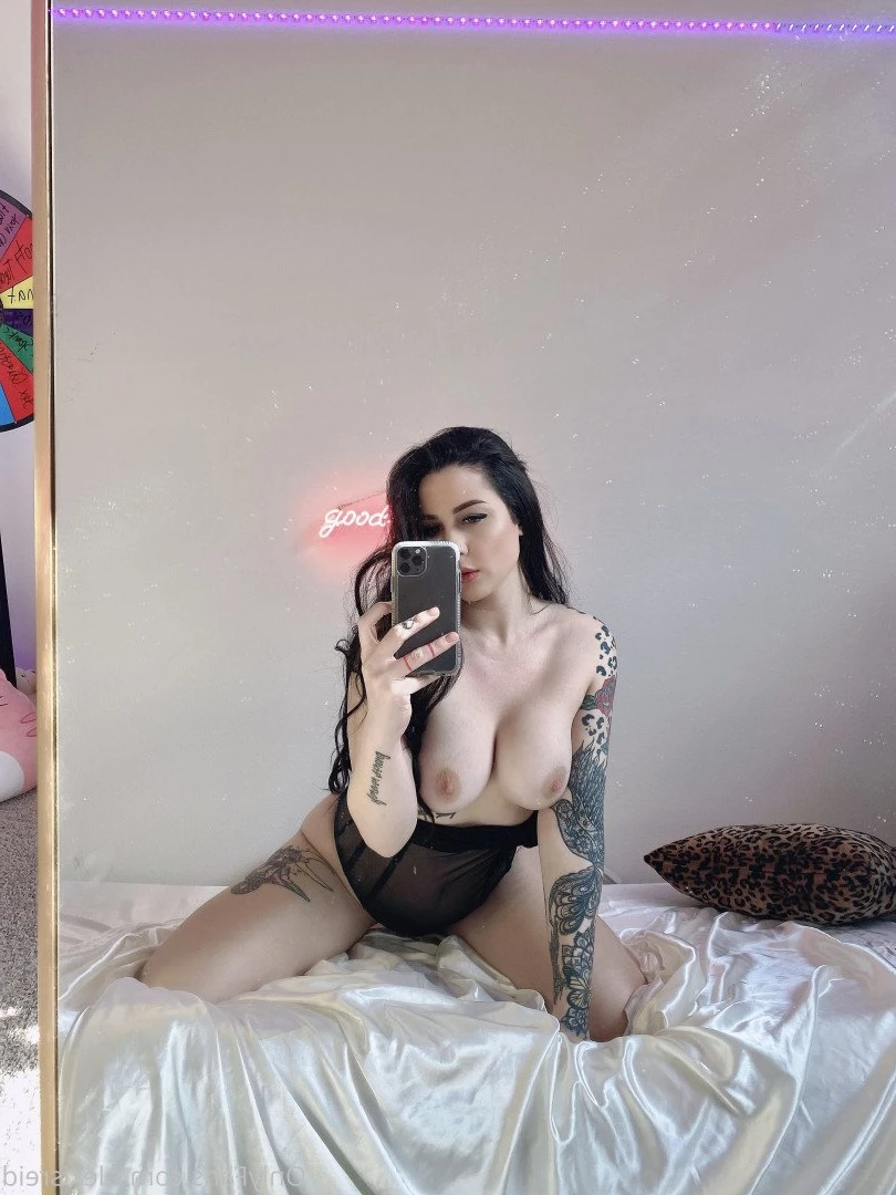 Alexis Reid [ alexisreid ] Onlyfans leaked photo 31466 on Hotleaks.tv