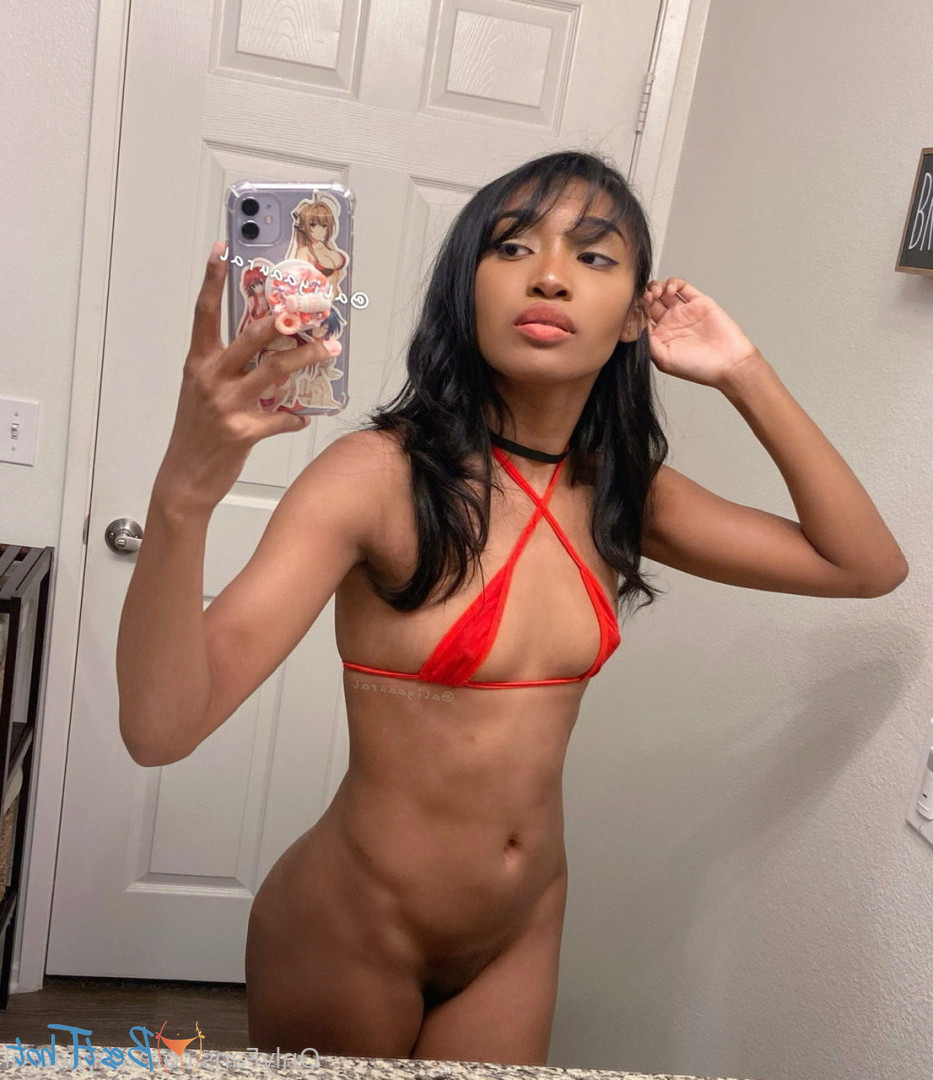 Aliya [ aliyaaural ] Onlyfans leaked photo 18459764 on Hotleaks.tv