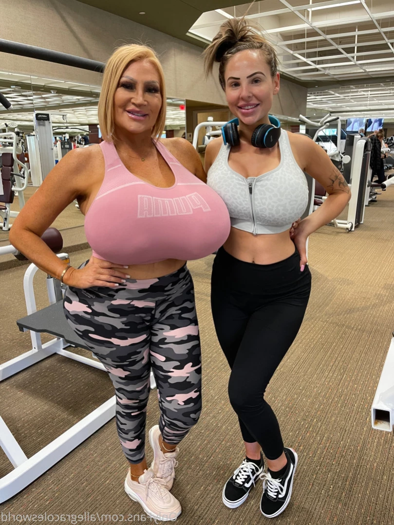 Allegra Cole [ allegracolesworld ] Onlyfans leaked photo 14906027 on Hotleaks.tv