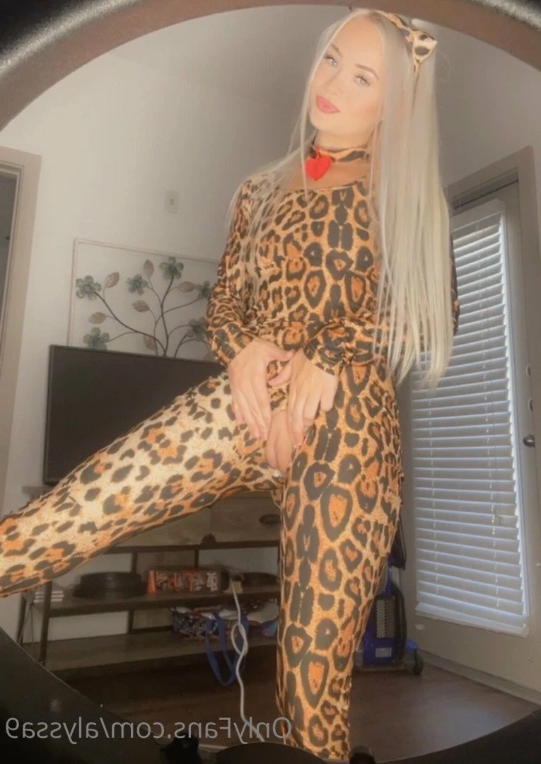 Alyssa 🌸  pretty pink pussy 🐱 [ alyssa9 ] Onlyfans leaked photo 4418180 on Hotleaks.tv