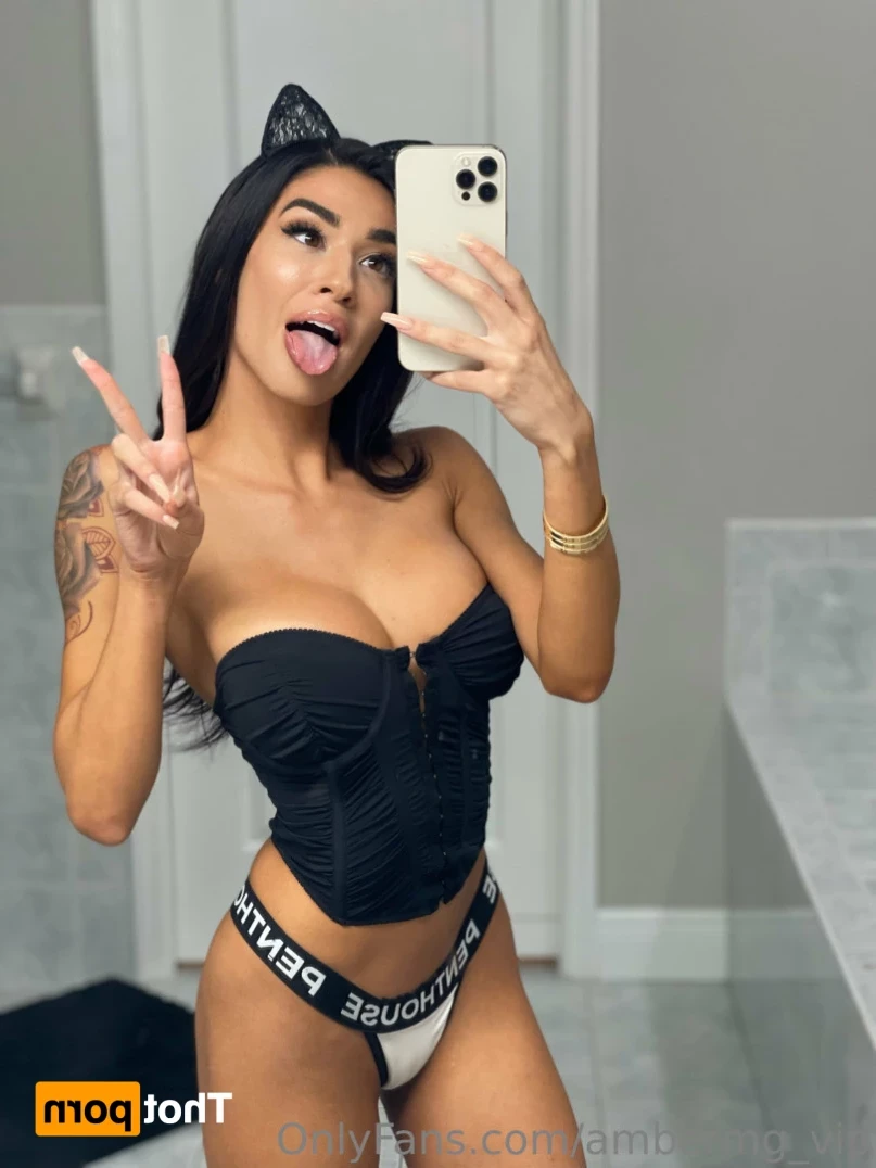 Lebanese princess 👸🏻 💦 [ ambermg_vip ] Onlyfans leaked photo 11322795 on Hotleaks.tv