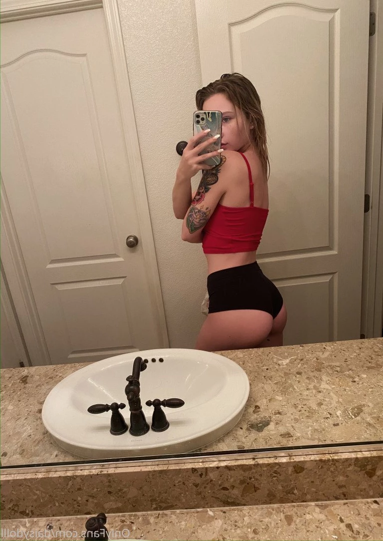 April Jayne [ apriljayne ] Onlyfans leaked photo 94715 on Hotleaks.tv