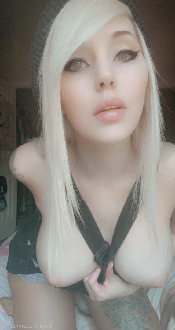 loraveee Onlyfans leaked photo 2049237 on Hotleaks.tv