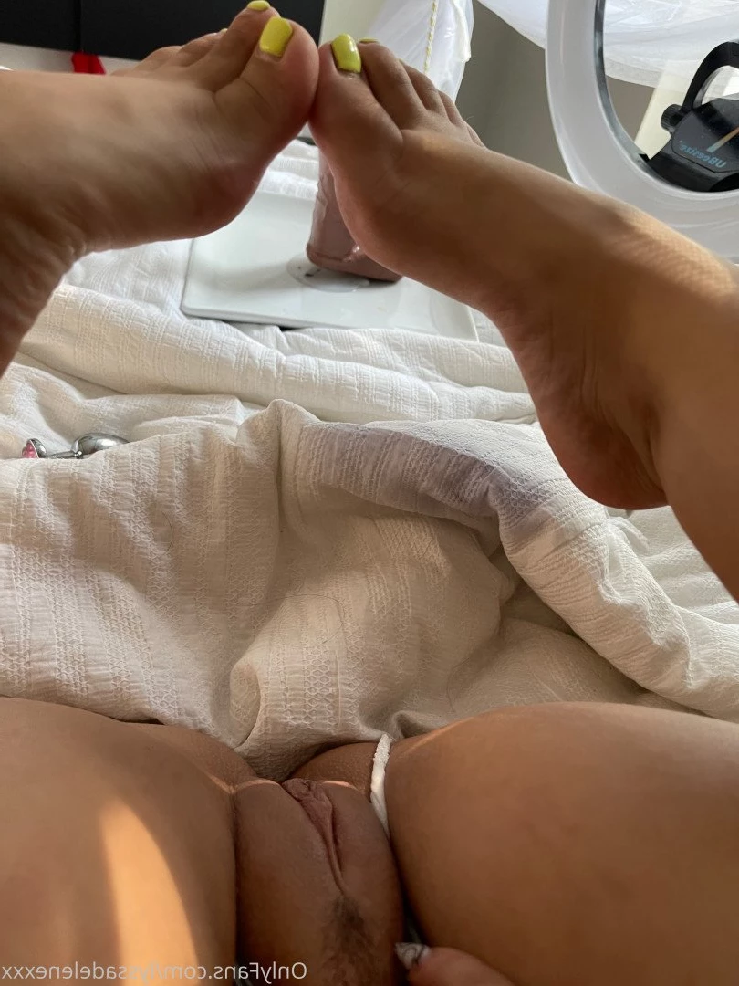 AlyssaAdelene [ lyssadelenex ] Onlyfans leaked photo 2048153 on Hotleaks.tv
