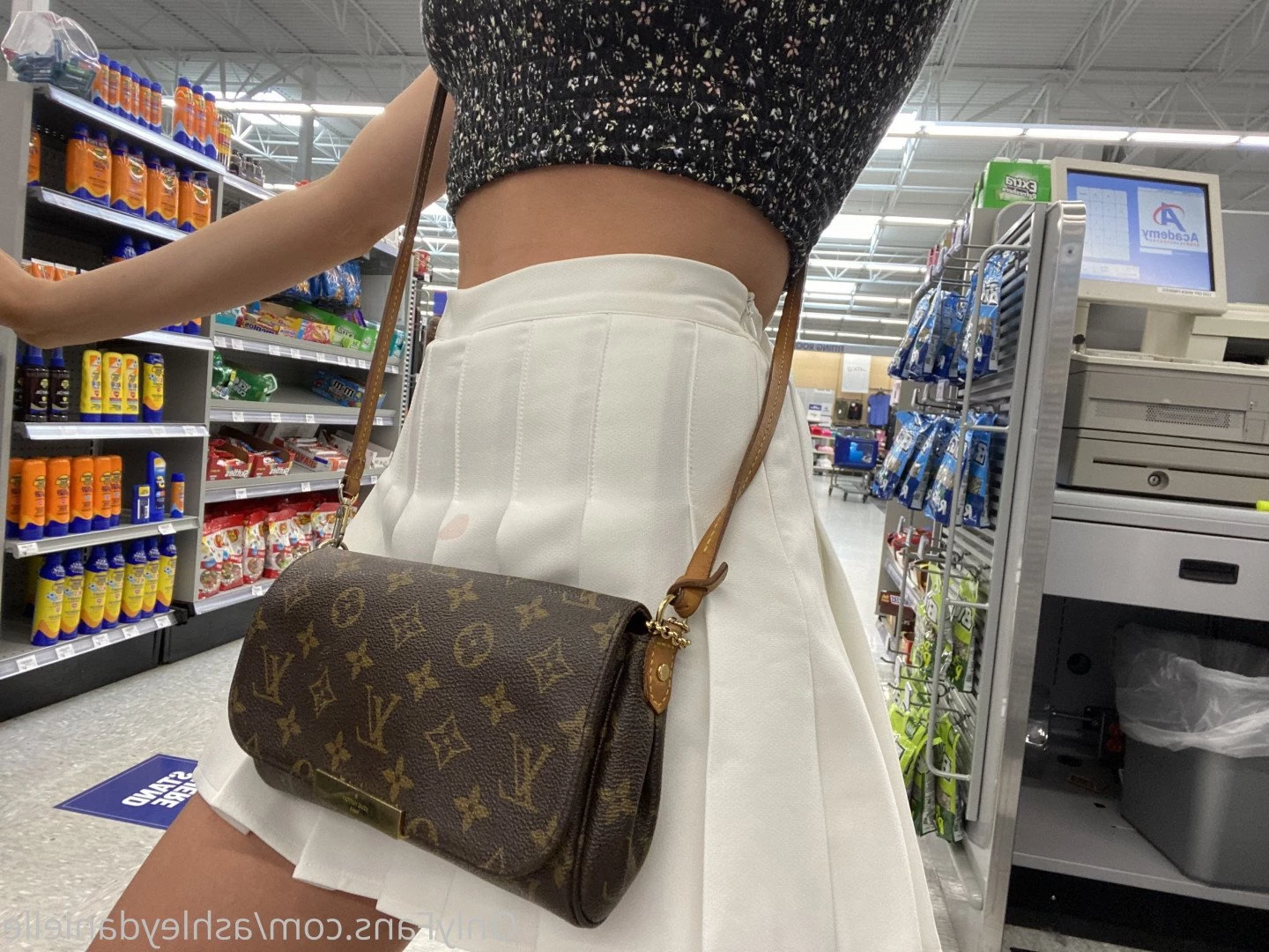 Ashley [ ashleydanielle ] Onlyfans leaked photo 111530 on Hotleaks.tv