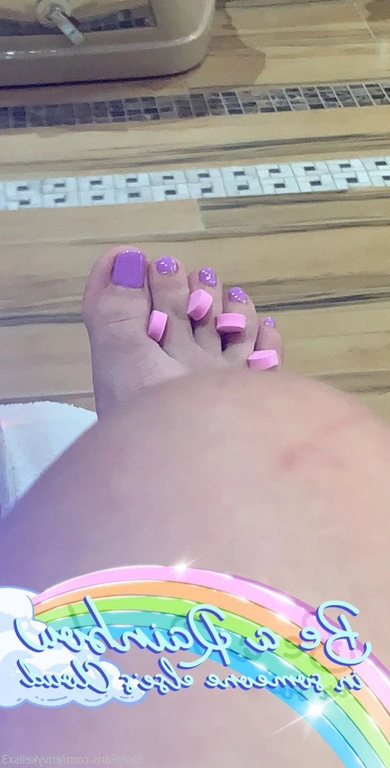 $𝟯 𝗖𝗨𝗠 𝗪𝗛𝗢𝗥𝗘👅 [ envykellsx3 ] Onlyfans leaked photo 2388325 on Hotleaks.tv