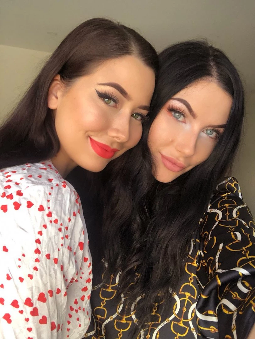 𝗔𝘂𝗱𝗿𝗲𝘆 &amp; 𝗦𝗮𝗱𝗶𝗲 🦋 𝗡𝗢 𝗣𝗣𝗩 [ audreyandsadie ] Onlyfans leaked photo 121317 on Hotleaks.tv