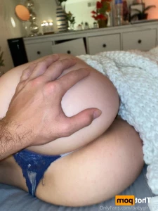 15738444