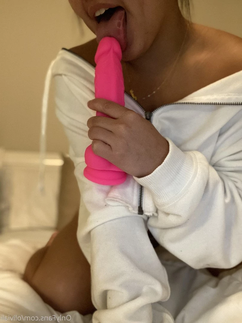 livvy 🐱✨ dm me! [ babyoliviakitten ] Onlyfans leaked photo 146099 on Hotleaks.tv