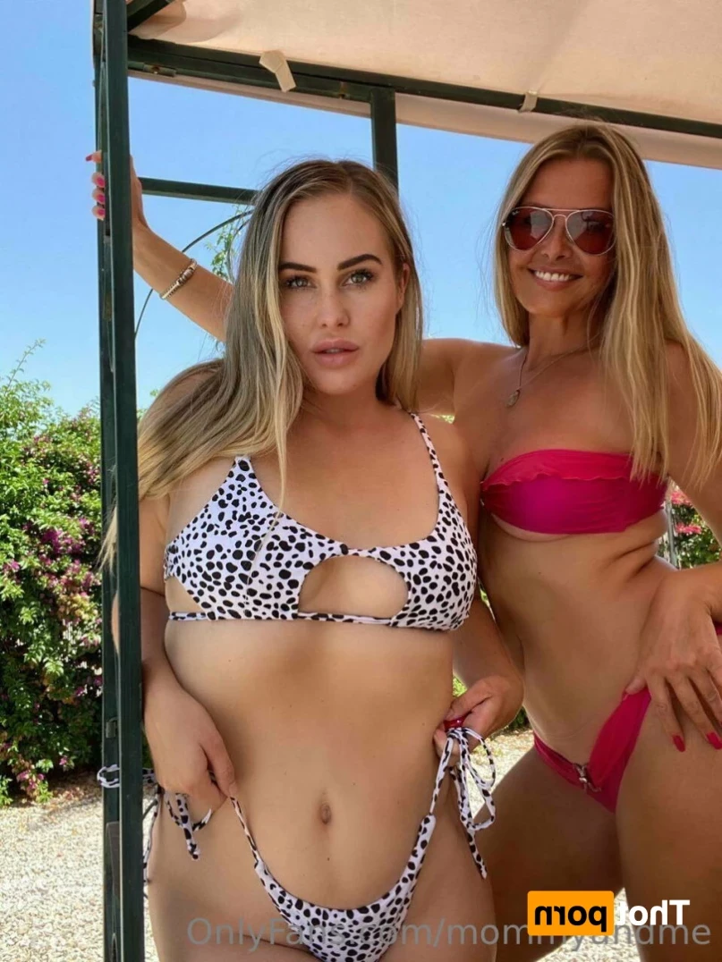 Real mom , daughter and stepmom 💕 [ mommyandme ] Onlyfans leaked photo 12446247 on Hotleaks.tv