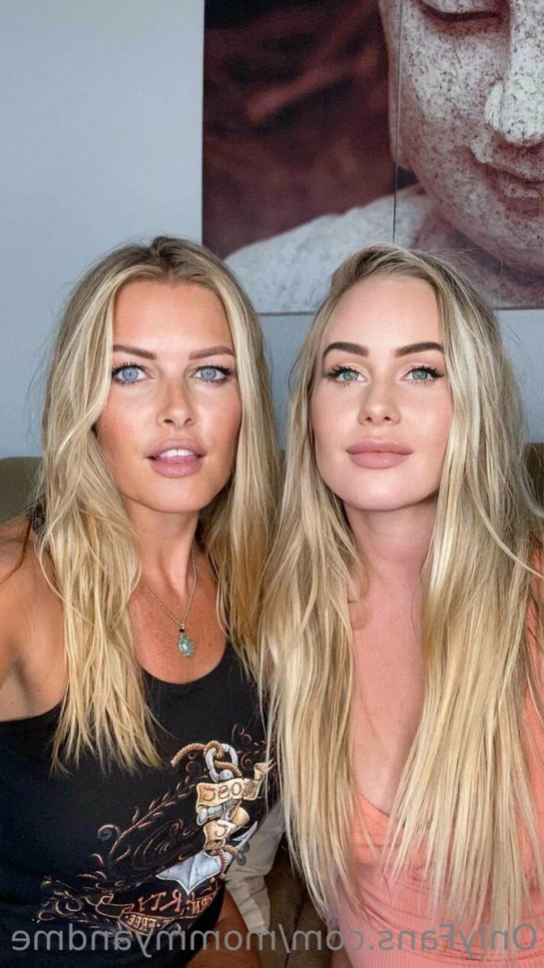 Real mom , daughter and stepmom 💕 [ mommyandme ] Onlyfans leaked photo 15514504 on Hotleaks.tv