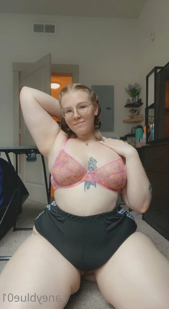 Laney Blue [ laneyblue01 ] Onlyfans leaked photo 4171732 on Hotleaks.tv