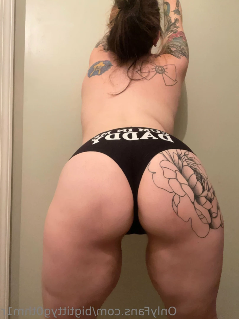 bigtittyg0thm1r Onlyfans leaked photo 15566629 on Hotleaks.tv