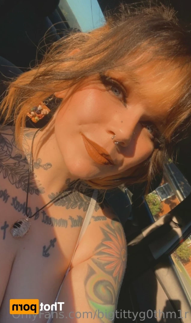bigtittyg0thm1r Onlyfans leaked photo 15917344 on Hotleaks.tv