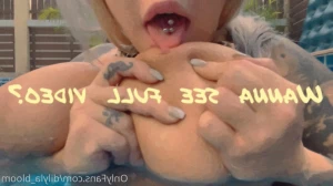 15574886