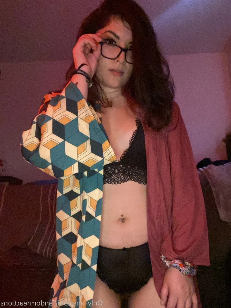 fandomreactions Onlyfans leaked photo 3971846 on Hotleaks.tv