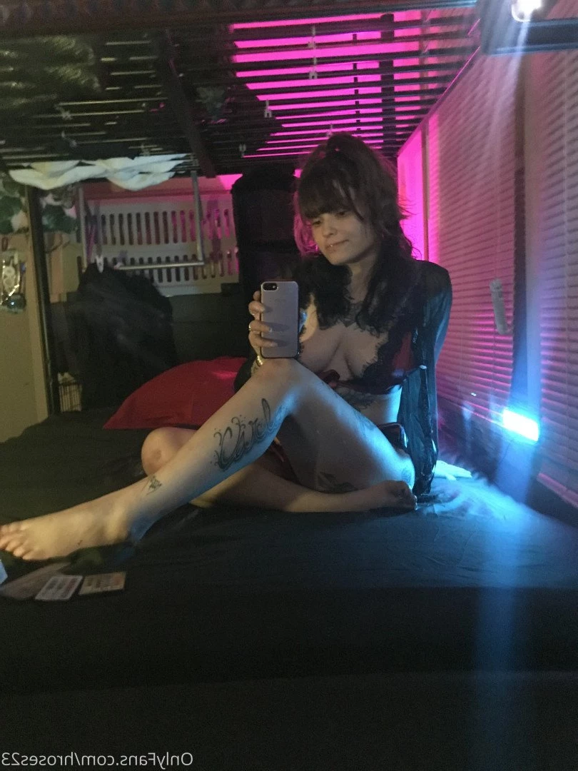 H_Roses23’s (FREE) [ myrose0413 ] Onlyfans leaked photo 4379547 on Hotleaks.tv