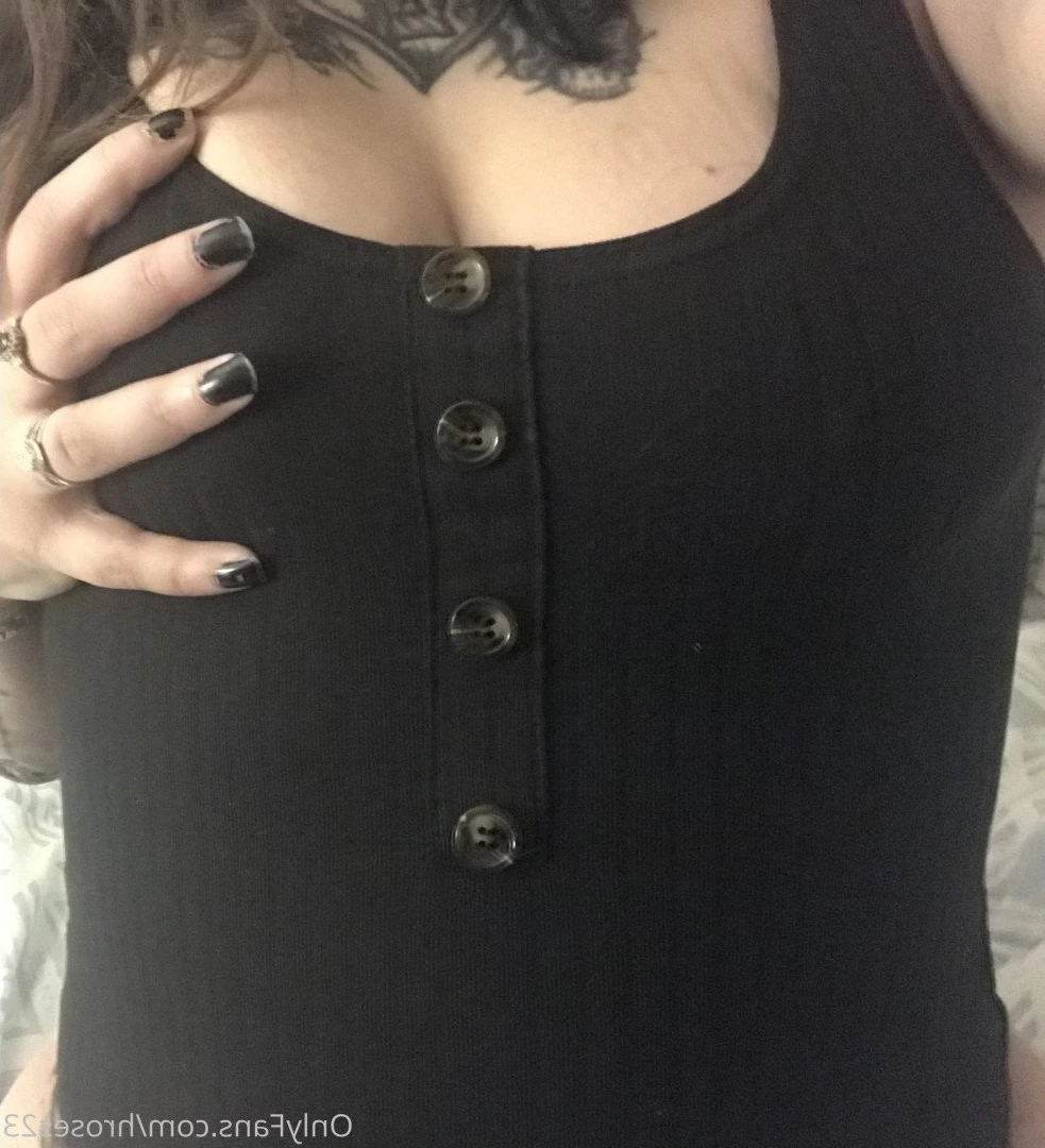 H_Roses23’s (FREE) [ myrose0413 ] Onlyfans leaked photo 4379727 on Hotleaks.tv