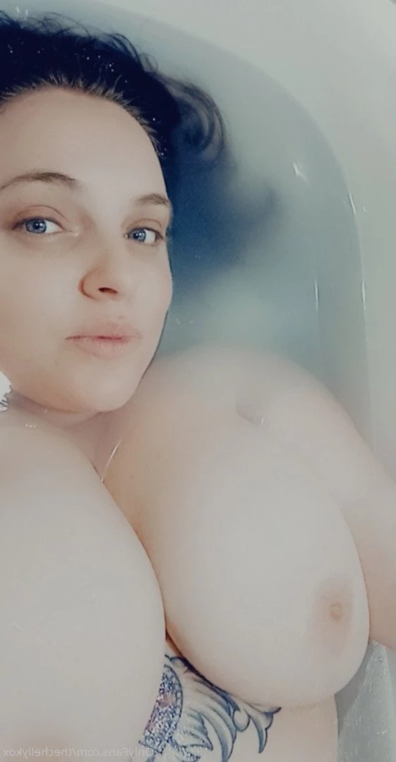 🟢  ONLINE TO SEXT 😈 - CHELLY [ thechellykox ] Onlyfans leaked photo 4095550 on Hotleaks.tv
