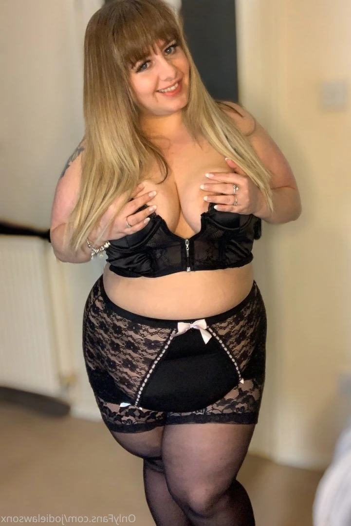 BIG BOOTY JODIE [ jodielawsonx ] Onlyfans leaked photo 2359141 on Hotleaks.tv
