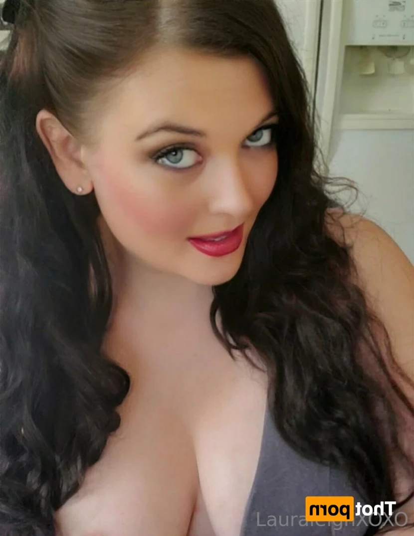 Lauraleigh 🎀 4'10🤗 Big Tits🎀 [ lauraleighxoxo ] Onlyfans leaked photo 15598706 on Hotleaks.tv