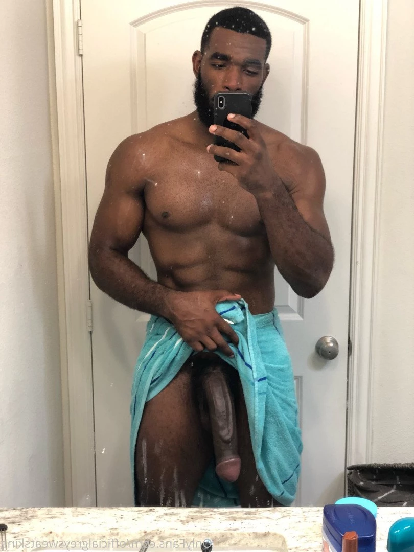 Marshall Price [ officialgreysweatsking ] Onlyfans leaked photo 2305076 on Hotleaks.tv