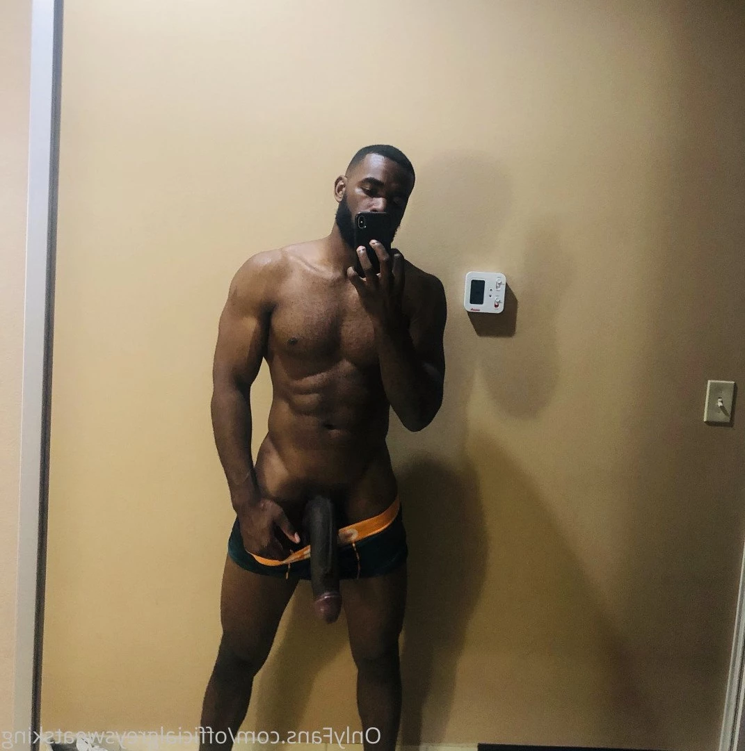 Marshall Price [ officialgreysweatsking ] Onlyfans leaked photo 2308535 on Hotleaks.tv