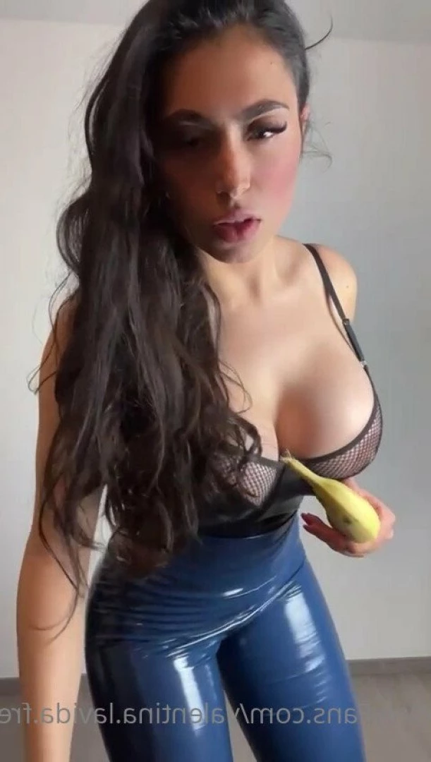 Valentina Lavida [ valentina.lavida.free ] Onlyfans leaked photo 3634611 on Hotleaks.tv
