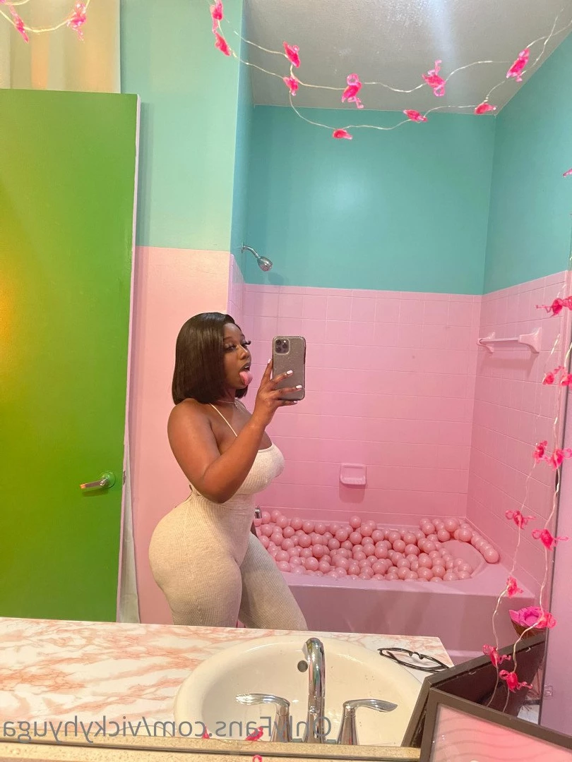 icky vicky🍒 [ vickyhyuga ] Onlyfans leaked photo 2343480 on Hotleaks.tv