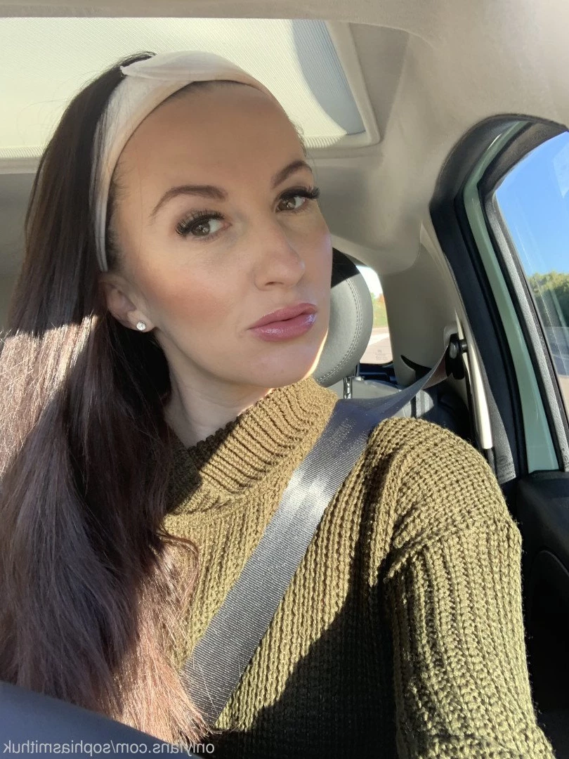 Sophia Smith Mum Next Door [ sophiasmithuk ] Onlyfans leaked photo 3871437 on Hotleaks.tv