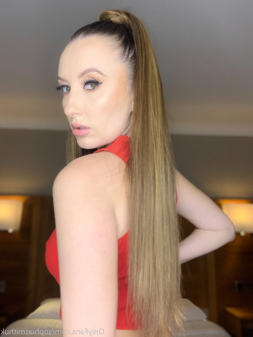 Sophia Smith Mum Next Door [ sophiasmithuk ] Onlyfans leaked photo 4331055 on Hotleaks.tv