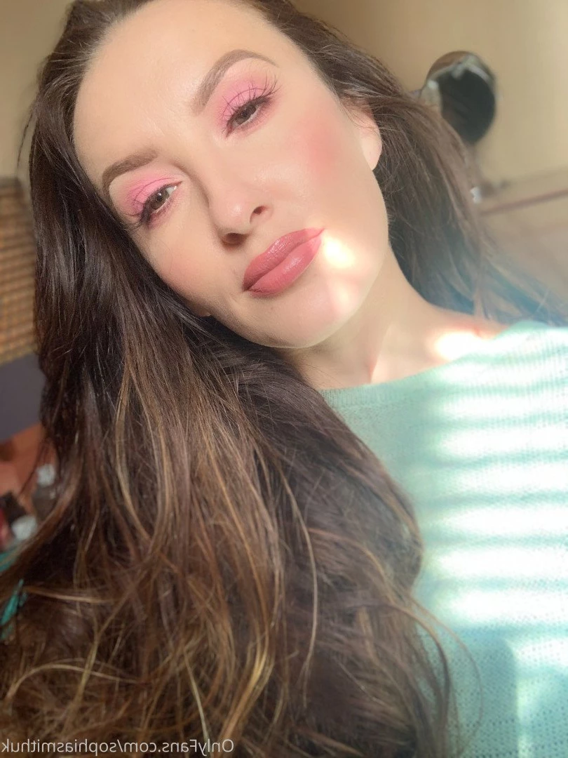 Sophia Smith Mum Next Door [ sophiasmithuk ] Onlyfans leaked photo 4462324 on Hotleaks.tv