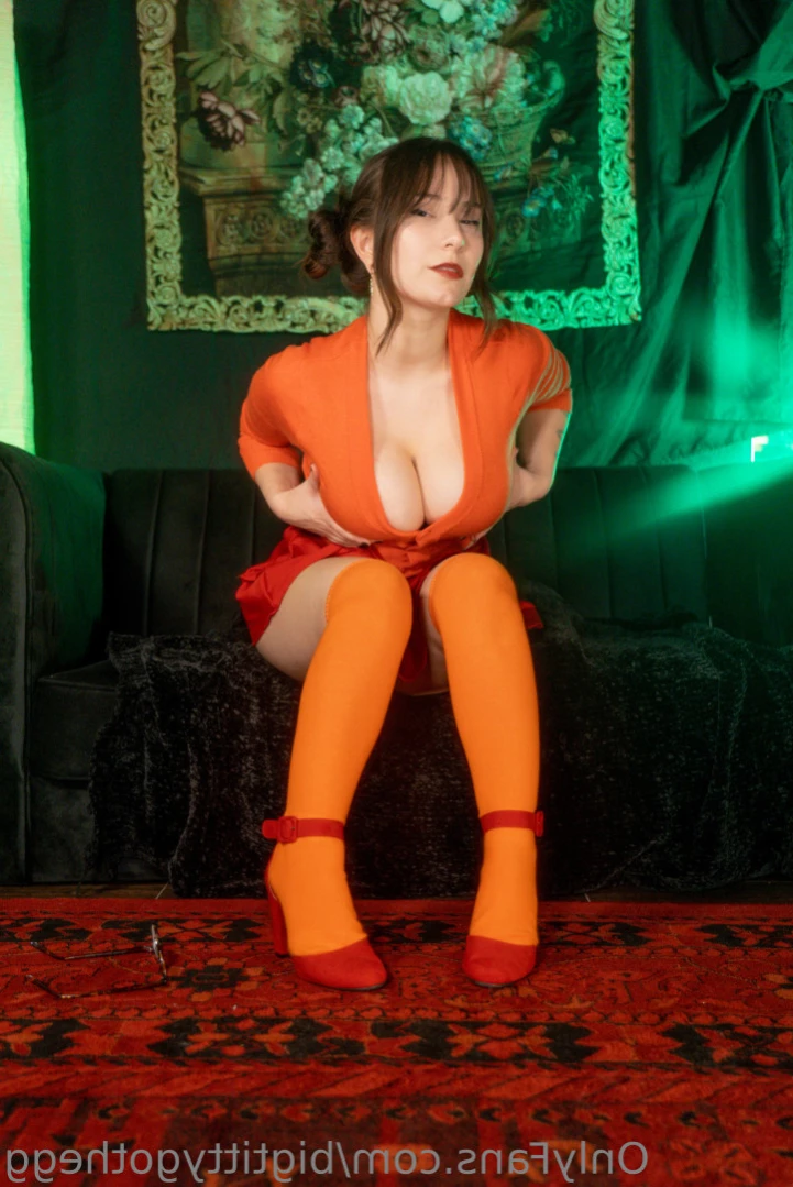 Lee [ bigtittygothegg ] Onlyfans leaked photo 14273928 on Hotleaks.tv