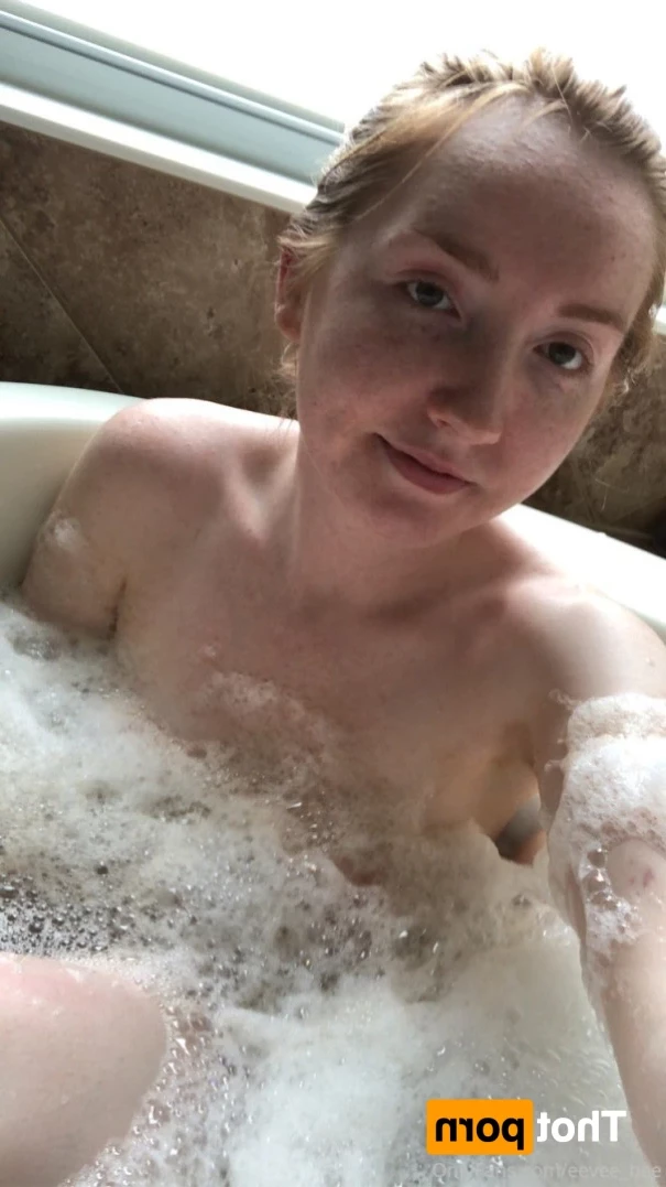 𝙀𝙚𝙫𝙚𝙚 &amp; 𝙂𝙞𝙣𝙜𝙚𝙧 💕 [ eevee_bee ] Onlyfans leaked photo 13265173 on Hotleaks.tv