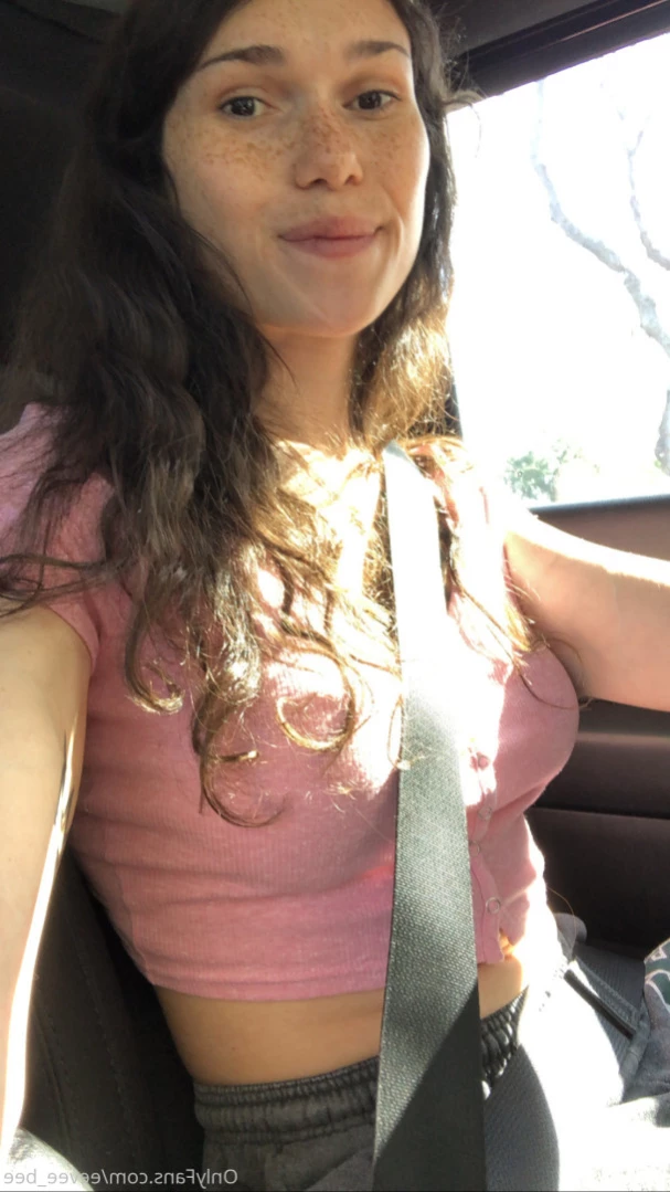𝙀𝙚𝙫𝙚𝙚 &amp; 𝙂𝙞𝙣𝙜𝙚𝙧 💕 [ eevee_bee ] Onlyfans leaked photo 15417533 on Hotleaks.tv