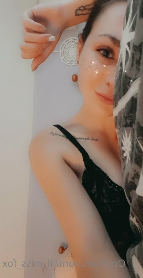 🦊 🎀 Miss Fox [ lil_miss_fox ] Onlyfans leaked photo 2298598 on Hotleaks.tv