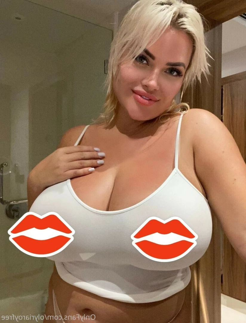 Olyria Roy [ olyriaroyfree ] Onlyfans leaked photo 6103816 on Hotleaks.tv