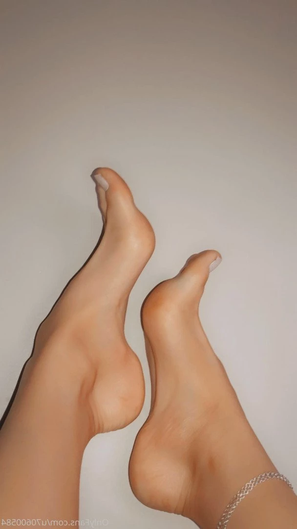 Amber 🖤 [ unigirlfeet ] Onlyfans leaked photo 3618595 on Hotleaks.tv