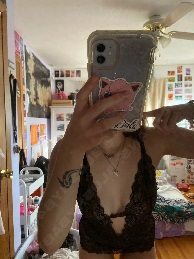  blushy baby  [ blushybaby ] Onlyfans leaked photo 191220 on Hotleaks.tv