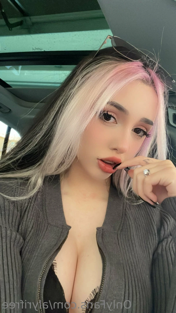 Alyri 😈 [ alyrifree ] Onlyfans leaked photo 7753969 on Hotleaks.tv