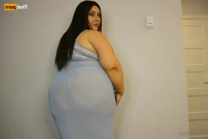 15402277