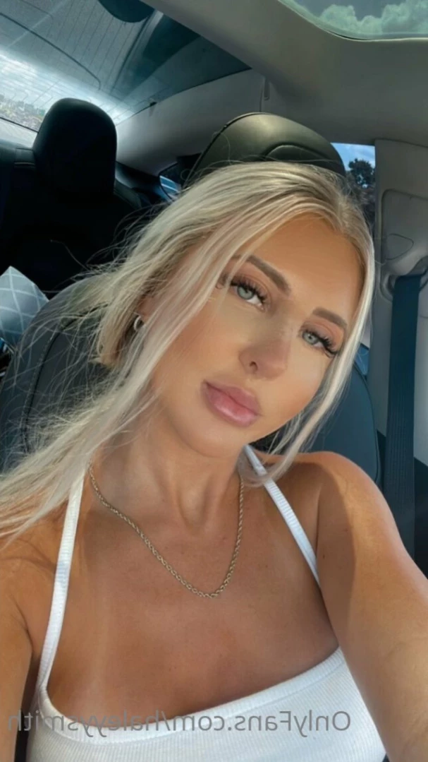 College cheerleader💦🎀 [ haleyysmith ] Onlyfans leaked photo 13920324 on Hotleaks.tv