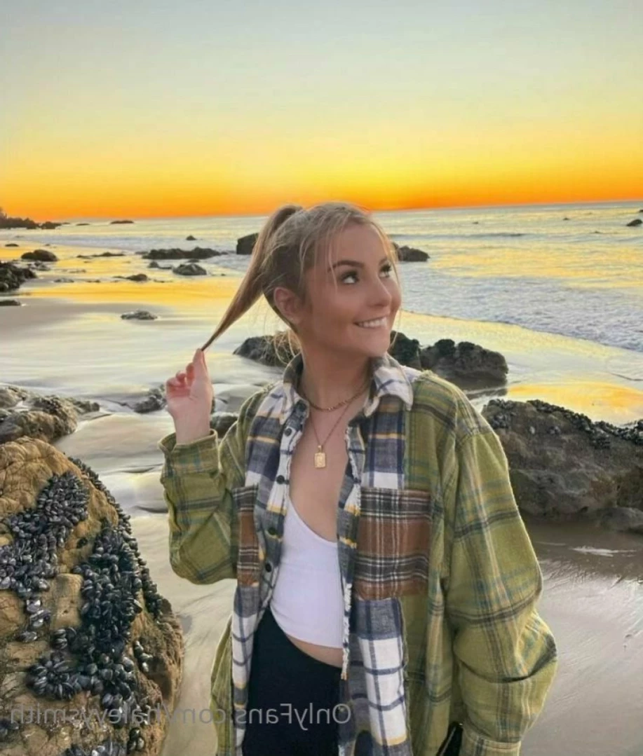 College cheerleader💦🎀 [ haleyysmith ] Onlyfans leaked photo 15822056 on Hotleaks.tv