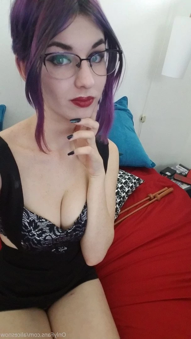 Alice ~ Big Tittied Goth Girlfriend [ alicesnow ] Onlyfans leaked photo 4238216 on Hotleaks.tv