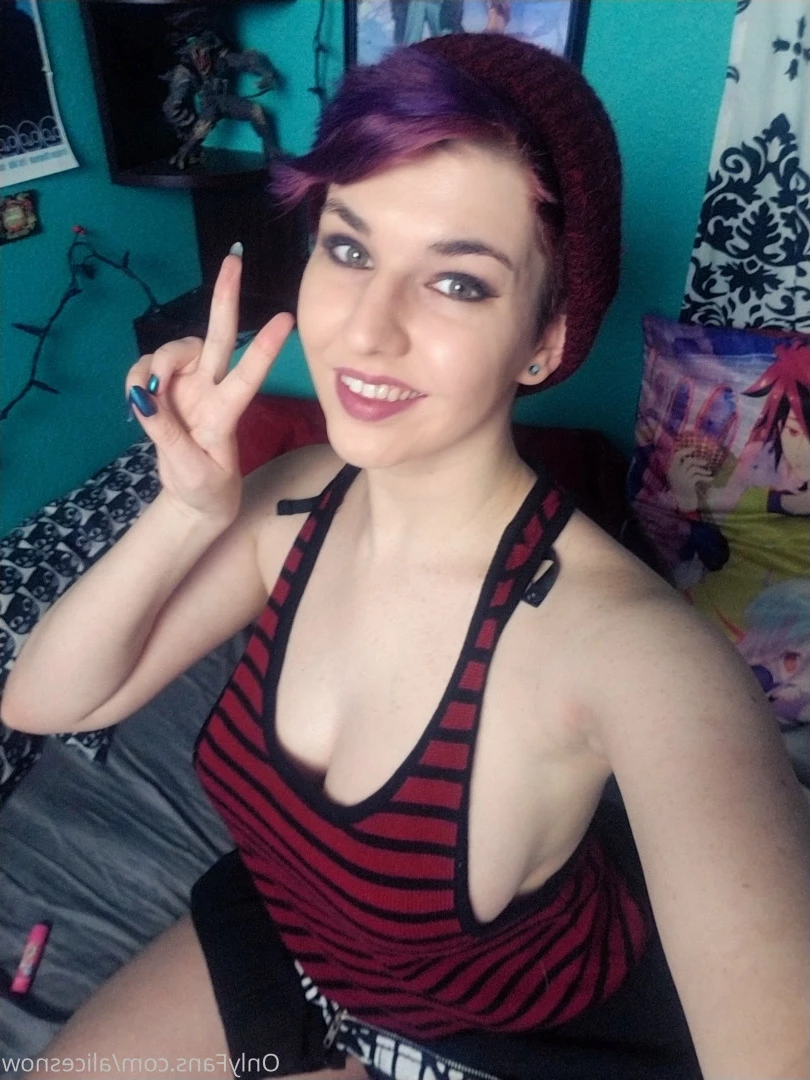 Alice ~ Big Tittied Goth Girlfriend [ alicesnow ] Onlyfans leaked photo 9995266 on Hotleaks.tv