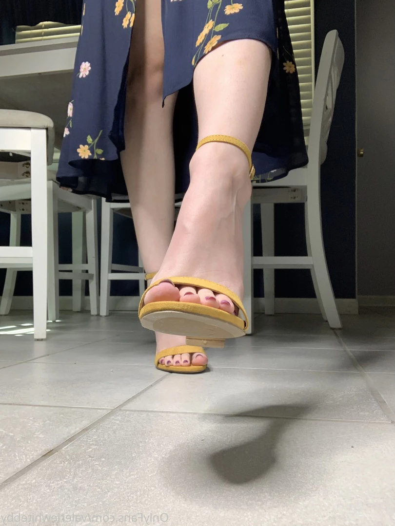 Valerie ✨ [ valeriewhitebby ] Onlyfans leaked photo 9927442 on Hotleaks.tv