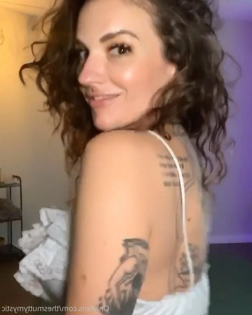 Gia Isabella  (The Smutty Mystic) [ thesmuttymystic ] Onlyfans leaked photo 4327380 on Hotleaks.tv